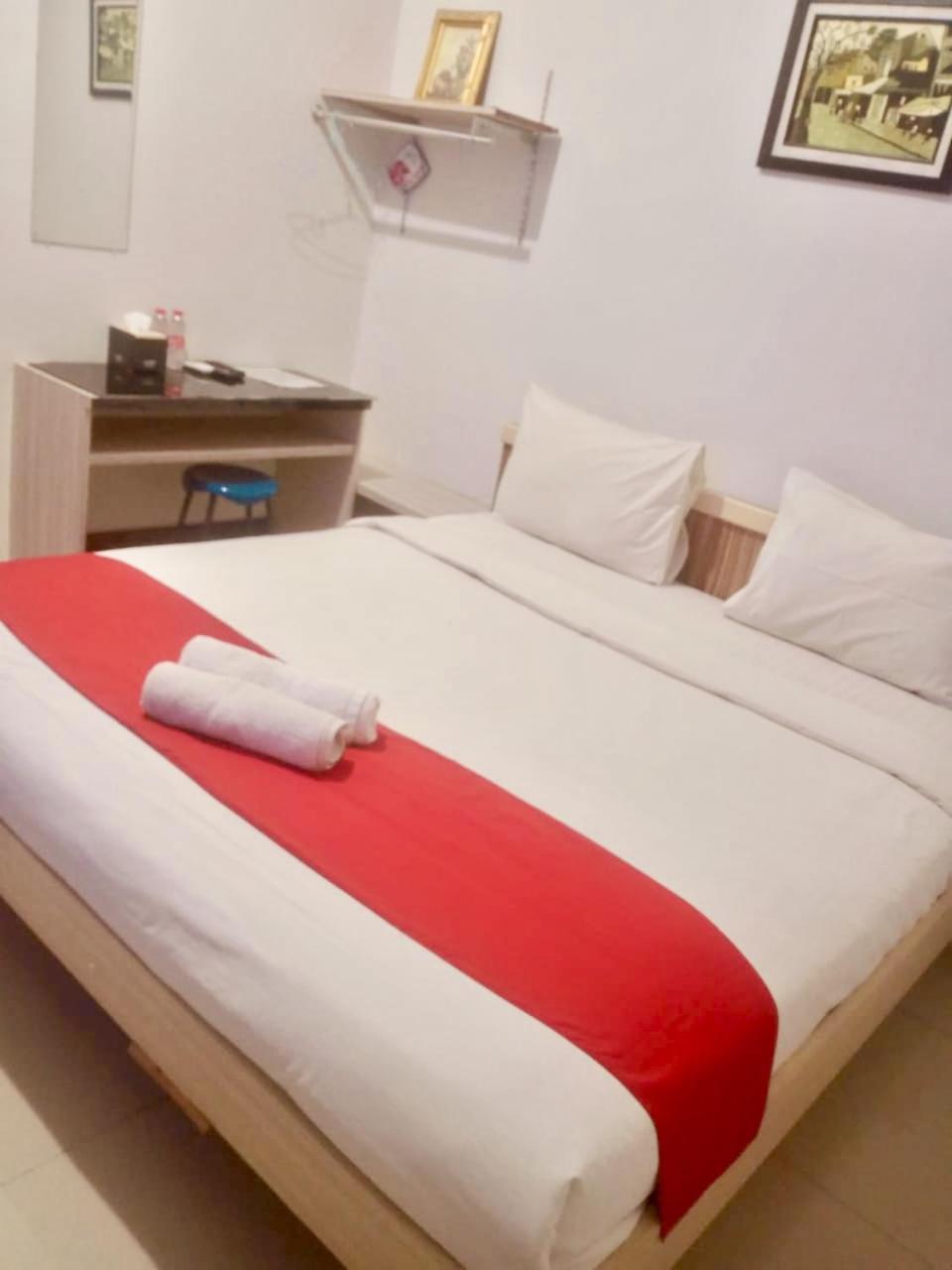 Permata Inn Medan Eksteriør billede